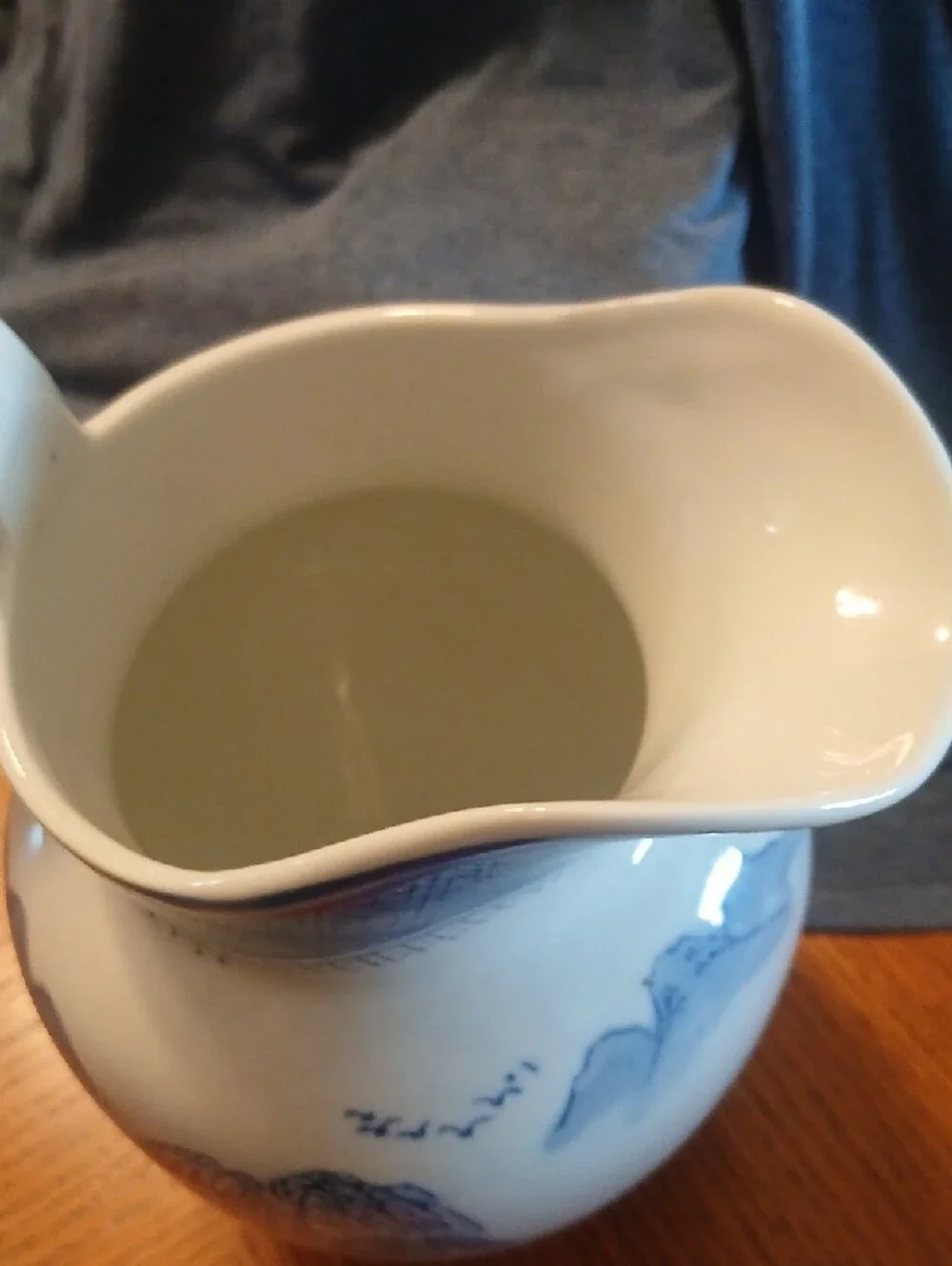 Vintage IDG Blue Willow Chinouserie Porcelain Pitcher/Water Jug
